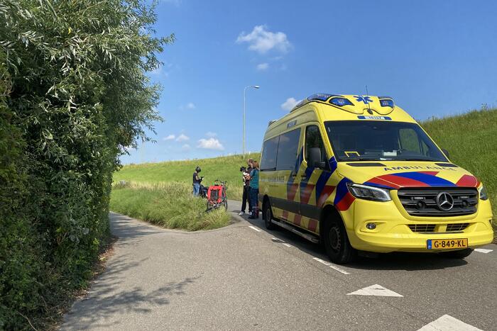 Fietser gewond na val met fiets