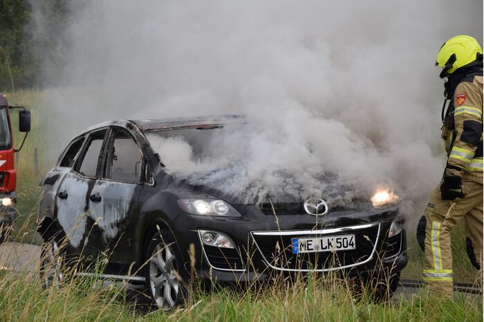 Veel rookontwikkeling door brand in personenauto