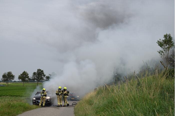 Veel rookontwikkeling door brand in personenauto