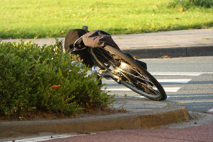 Fietser gaat onderuit en raakt gewond
