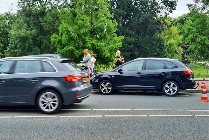 Een gewonde bij kop-staart aanrijding
