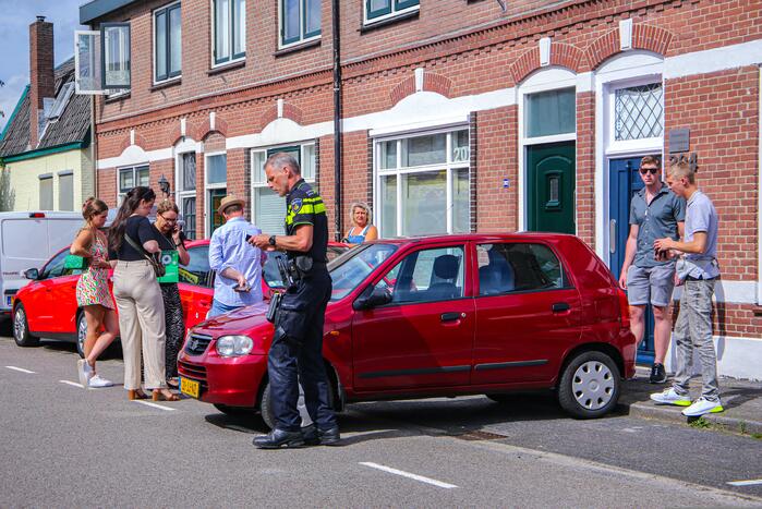 Botsing tussen personenauto's en wielrenner