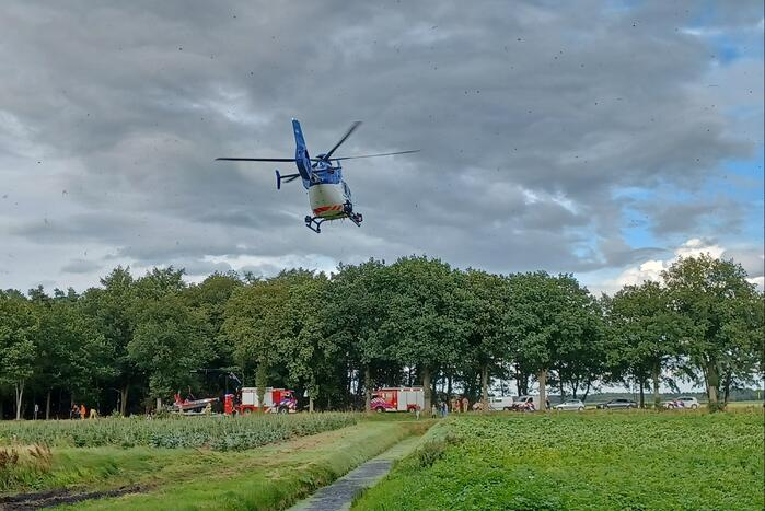 Auto te water en inzittende spoorloos