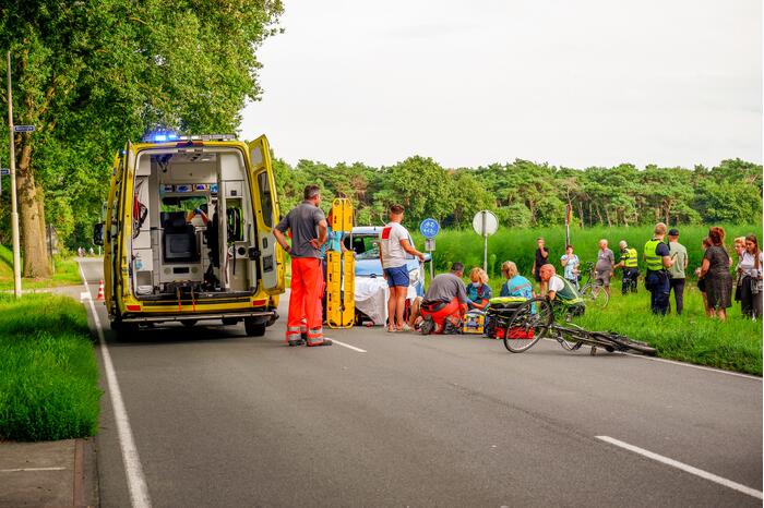 Traumahelikopter landt voor ongeval met fietser