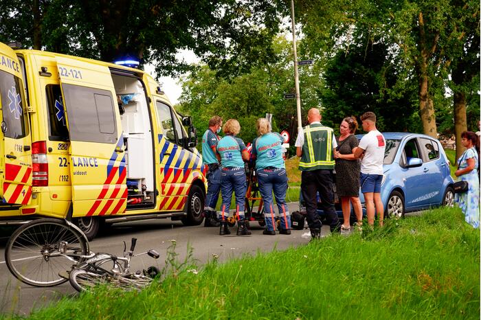 Traumahelikopter landt voor ongeval met fietser