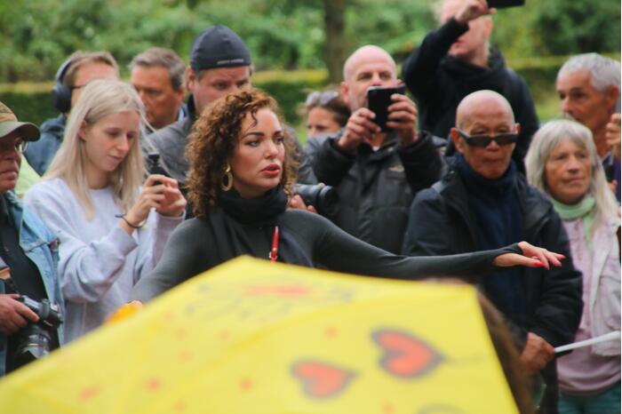 Demonstratie bij kantoor Facebook voor het vrije woord