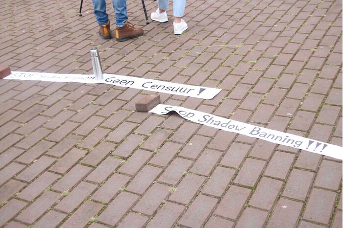 Demonstratie bij kantoor Facebook voor het vrije woord