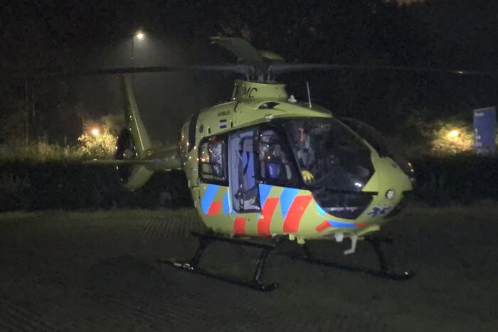 Persoon zwaargewond door incident in woning