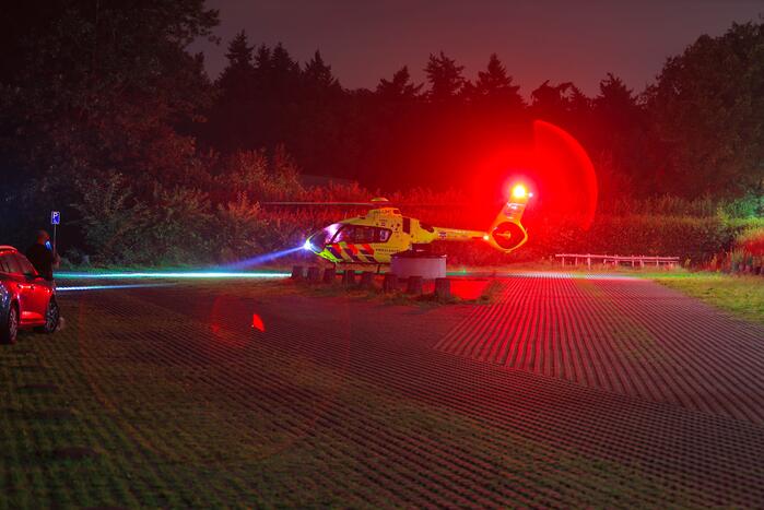 Persoon zwaargewond door incident in woning