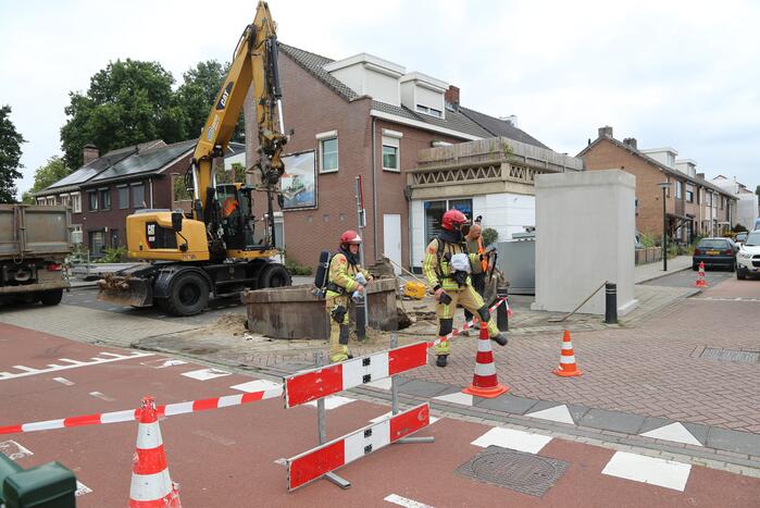 Gasleiding geraakt bij plaatsen ondergrondse glasbak