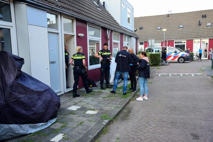 Persoon gewond door schietpartij in woning