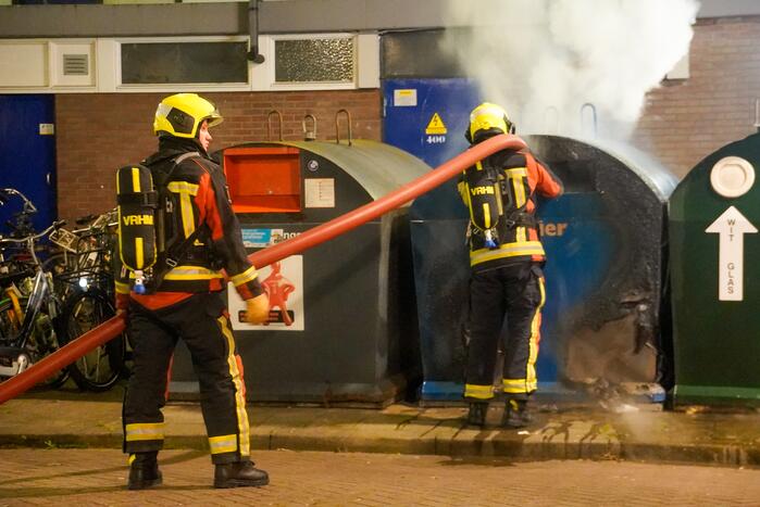 Papiercontainer in brand