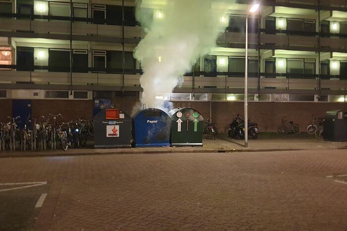 Papiercontainer in brand