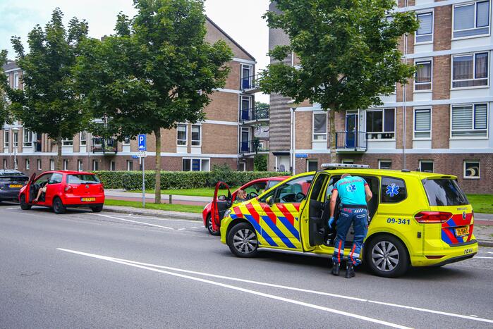 Schade bij botsing tussen personenauto's