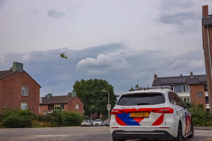 Inzet traumahelikopter woonzorgcomplex trekt veel bekijks