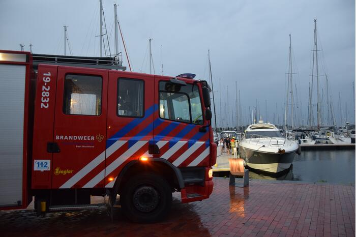 Brandweer blust brand op dure jacht