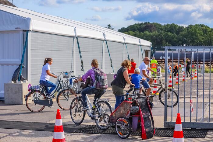 Drukte bij GGD-priklocatie Rijtuigenloods