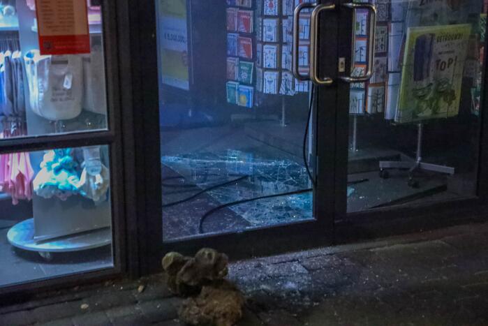 Sigarettendieven slaan hun slag bij Bruna Emiclaer