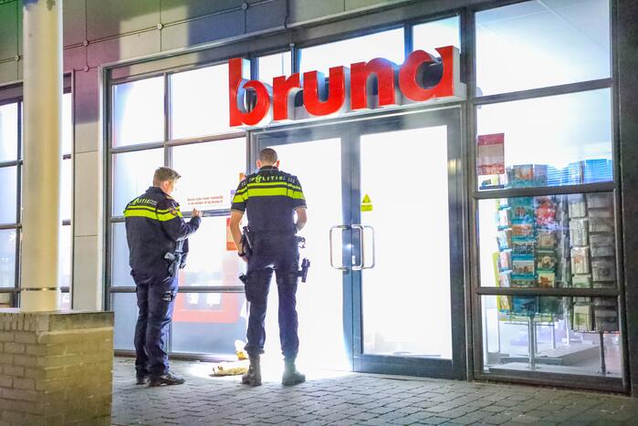 Sigarettendieven slaan hun slag bij Bruna Emiclaer