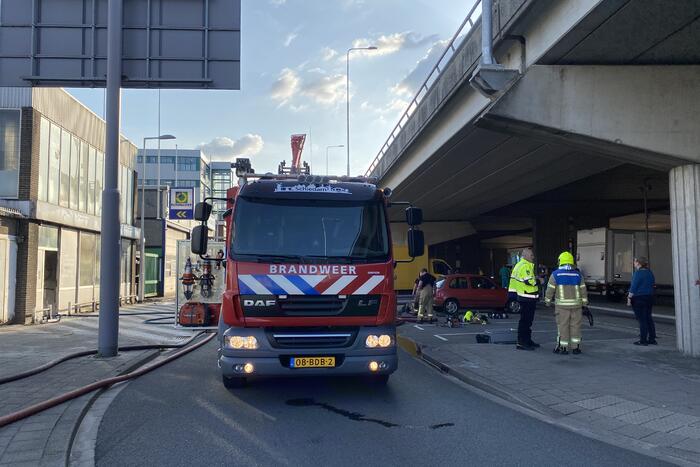 Grote uitslaande brand in een leegstaand pand