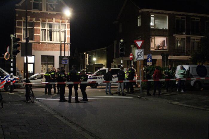 Twee agenten gewond bij schietpartij, twee verdachten aangehouden