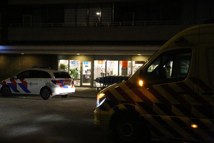 Man steekt persoon neer in Albert Heijn