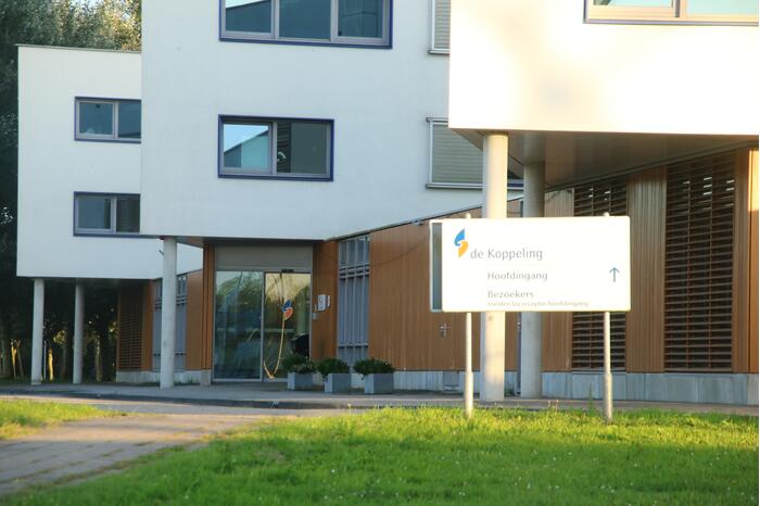 Grote politie-inzet na melding van incident bij jeugdgevangenis