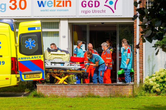 Traumahelikopter landt voor complicaties met baby