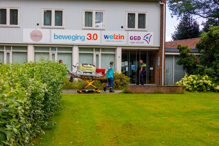 Traumahelikopter landt voor complicaties met baby