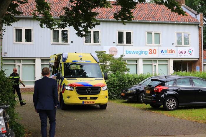 Traumahelikopter landt voor complicaties met baby