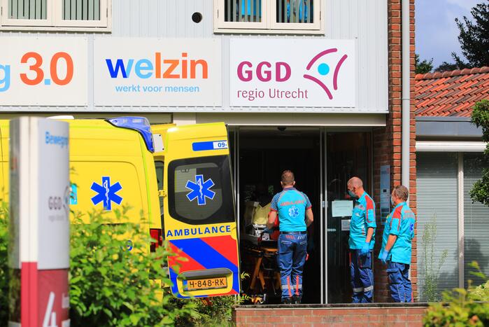 Traumahelikopter landt voor complicaties met baby