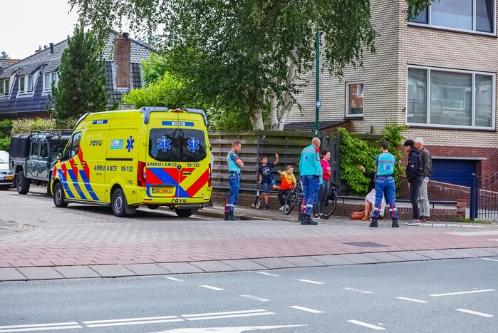 Scooterrijder slaat op de vlucht na aanrijding