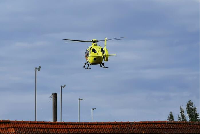 Persoon gewond op manege