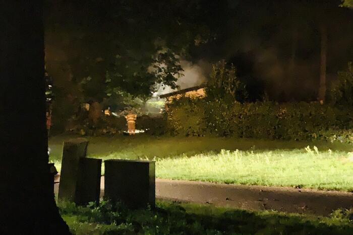 Veel rookontwikkeling door brand in chalet