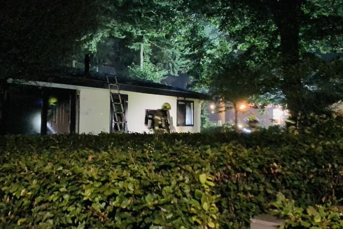 Veel rookontwikkeling door brand in chalet