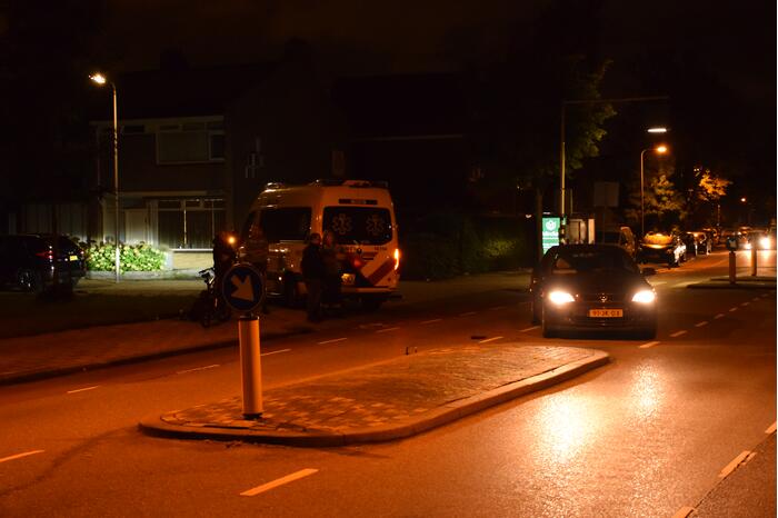 Dronken persoon botst tegen personenauto