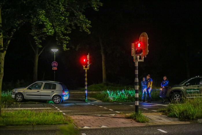 Personenauto afgesleept door bergingsbedrijf na ongeval