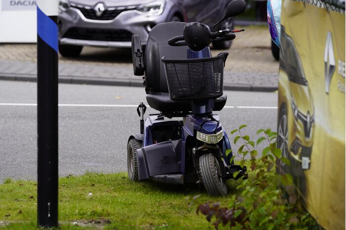 #Gouda Vrouw op scootmobiel gewond bij aanrijding met auto Hanzeweg Gouda.