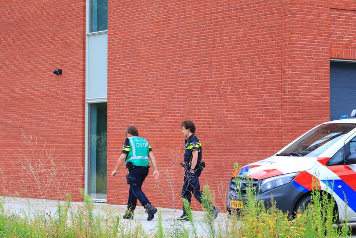 Inbrekers betrapt en slaan op de vlucht