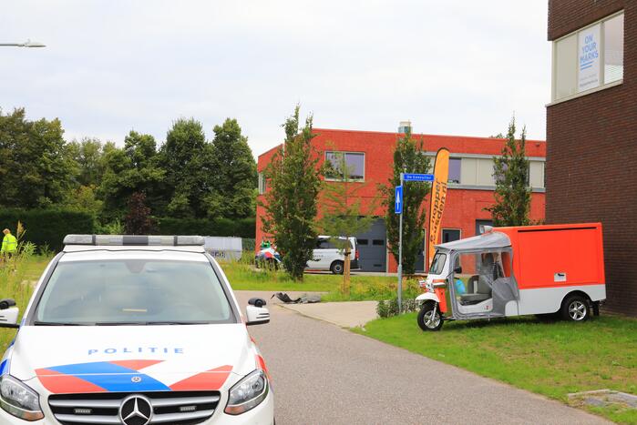 Inbrekers betrapt en slaan op de vlucht