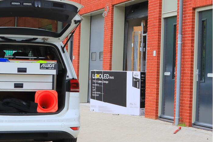 Inbrekers betrapt en slaan op de vlucht