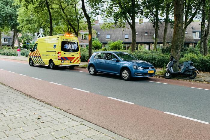 Scooterrijder komt ten val