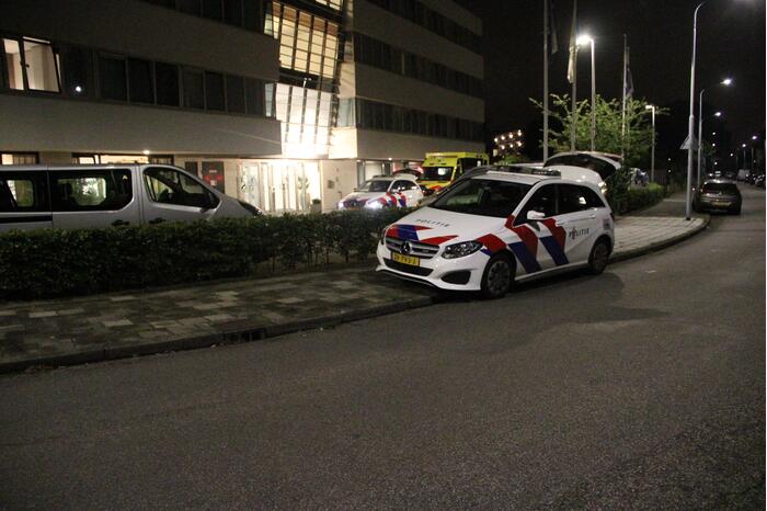 Bewaker Amrâth Apart-Hotel neergestoken bij overval