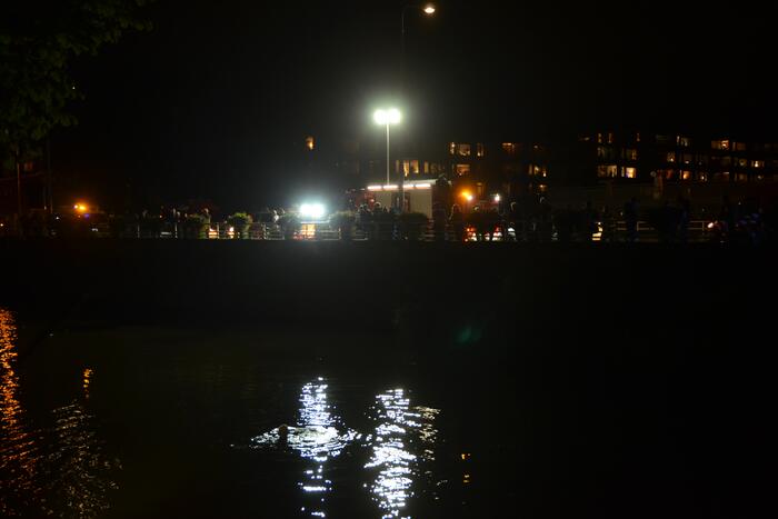 Man met verward gedrag uit Hoekstergracht gehaald