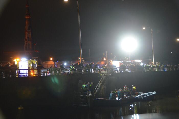 Man met verward gedrag uit Hoekstergracht gehaald