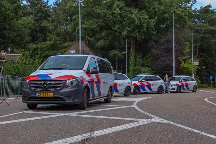 Twee wolven in Dierenpark Amersfoort ontsnapt uit hun verblijf