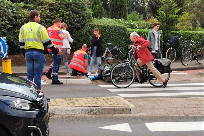 Man in scootmobiel loopt hoofdwond op