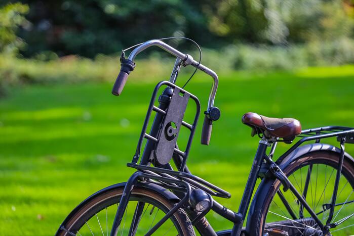 Fietser gewond bij ongeval met personenauto