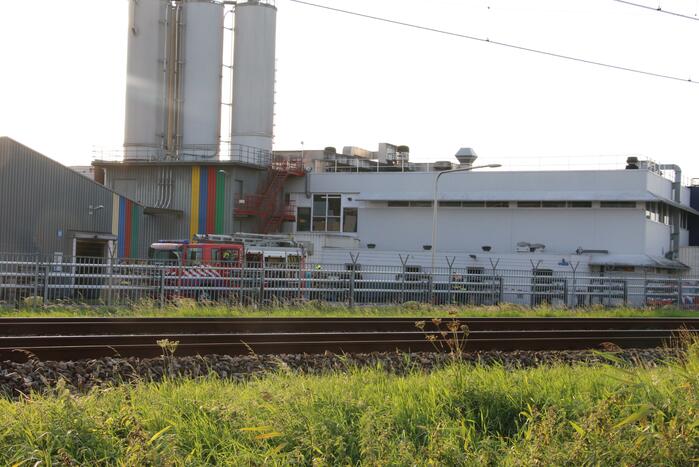 Brand bij industriepand Akzo Nobel