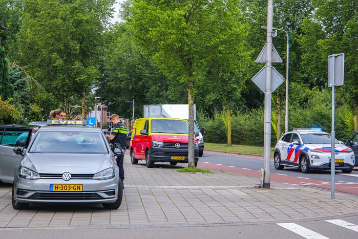 Leswagen betrokken bij aanrijding met fietsster